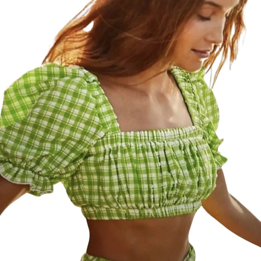 Montce Green Ruched Crop Top with Short Sleeves Medium